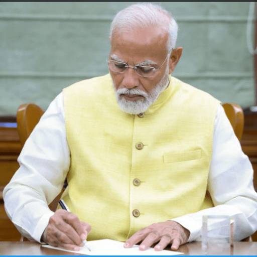 काल शपथ… आज पंतप्रधानपदाचा पदभार स्वीकारताच मोदींनी शेतकऱ्यांसाठी घेतला पहिलाच निर्णय